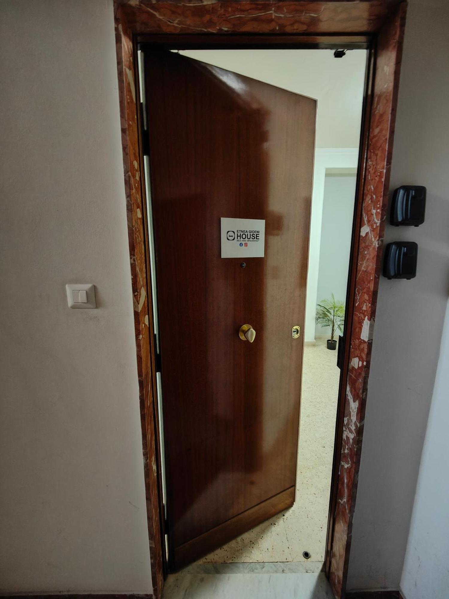 Etnea Gioeni House Suite Catánia Buitenkant foto