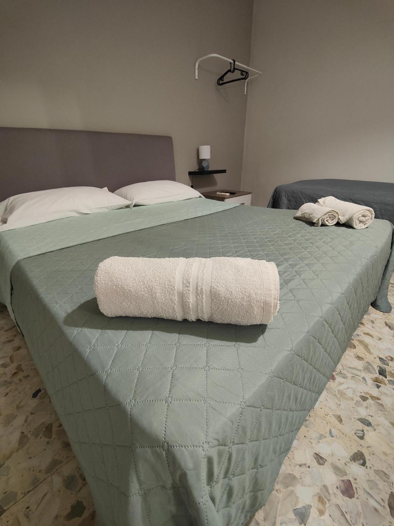 Etnea Gioeni House Suite Catánia Buitenkant foto