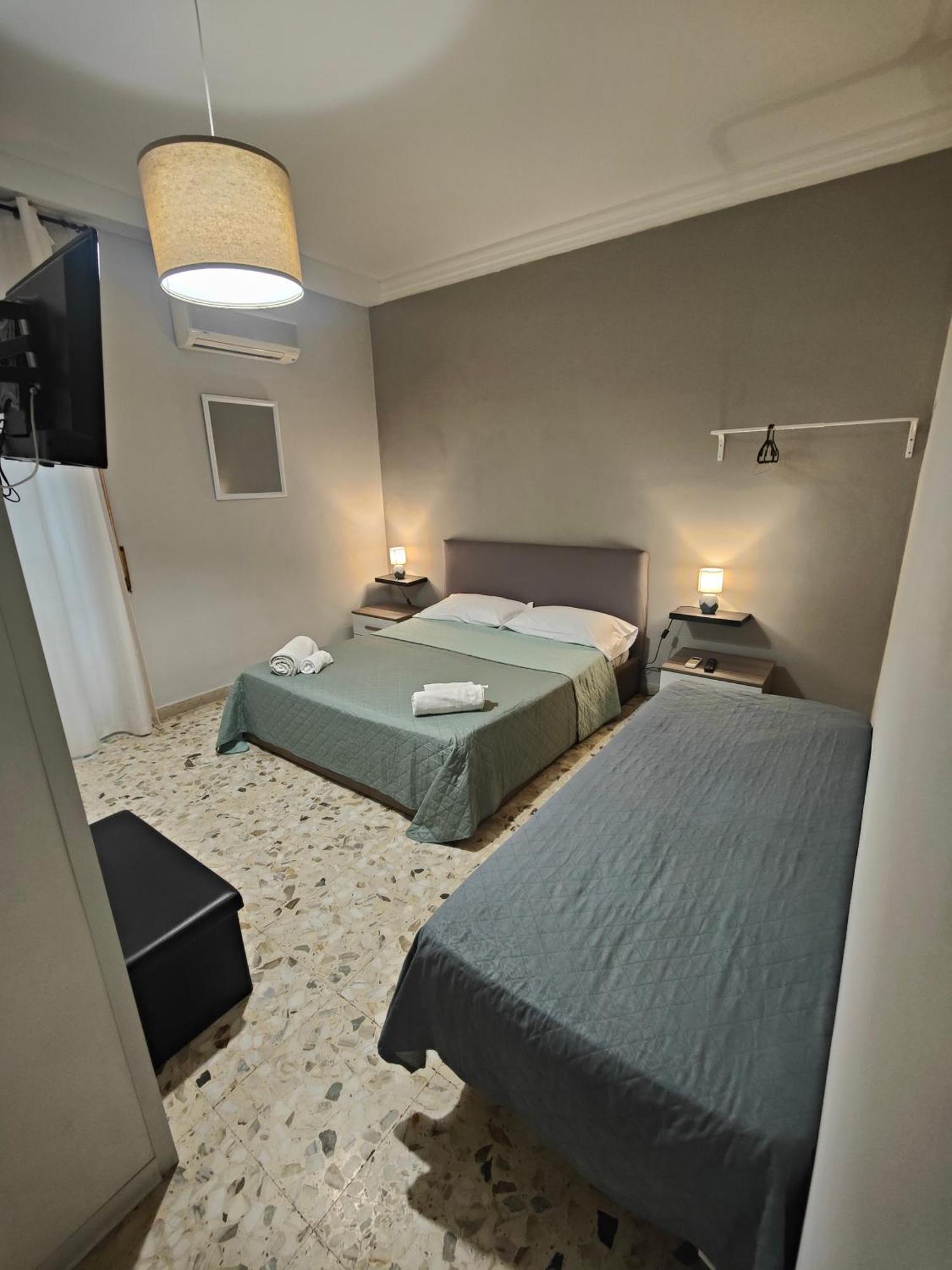 Etnea Gioeni House Suite Catánia Buitenkant foto