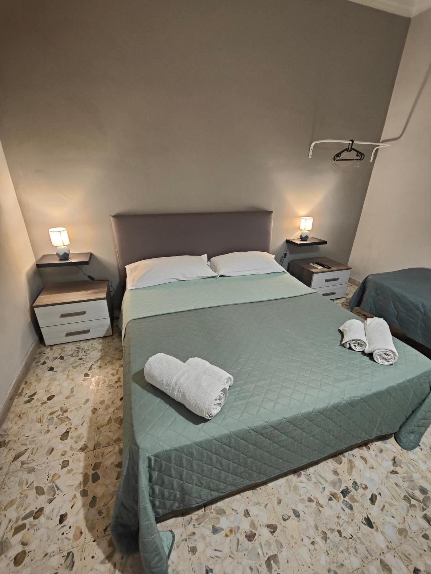Etnea Gioeni House Suite Catánia Buitenkant foto