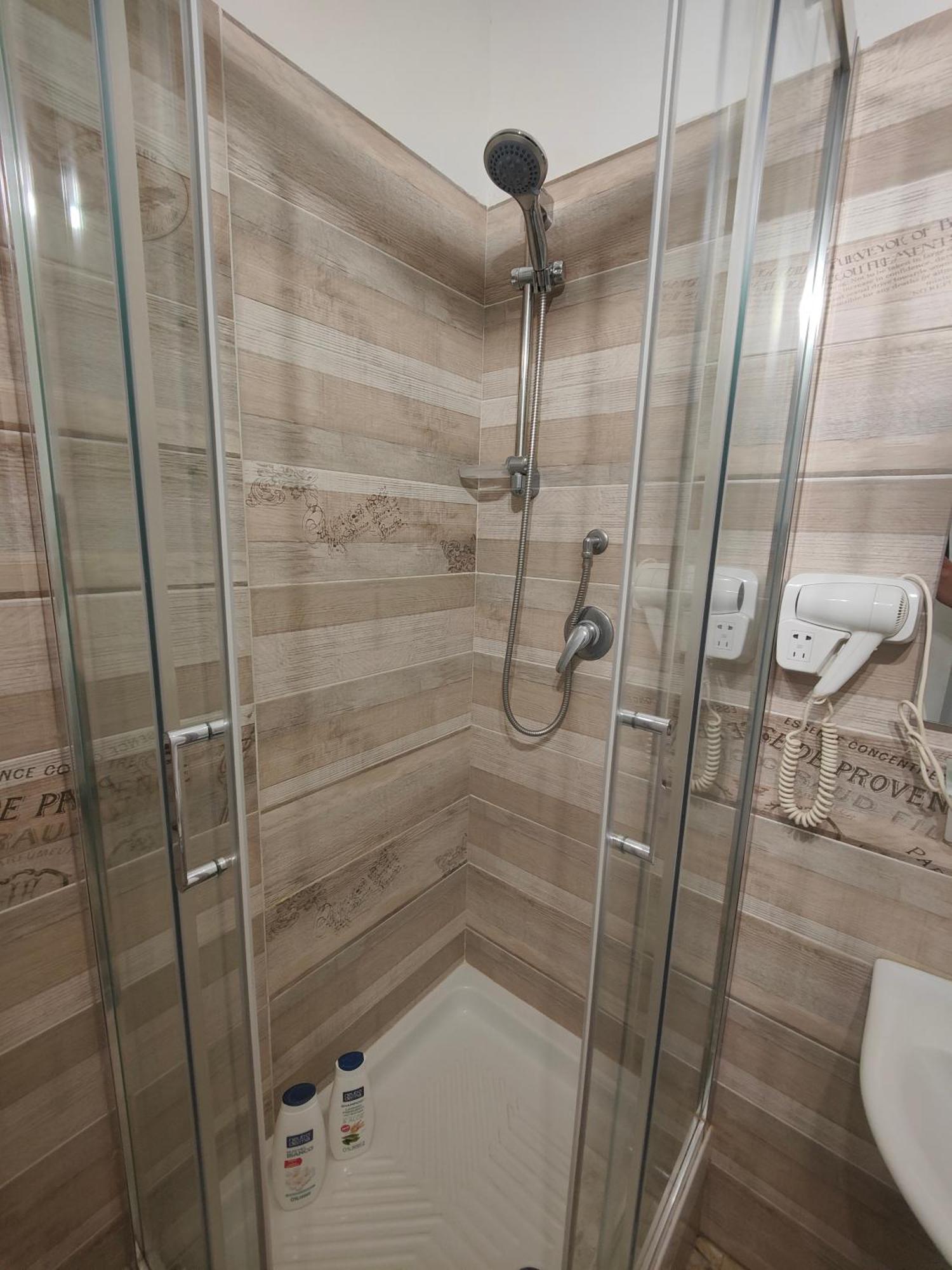 Etnea Gioeni House Suite Catánia Kamer foto